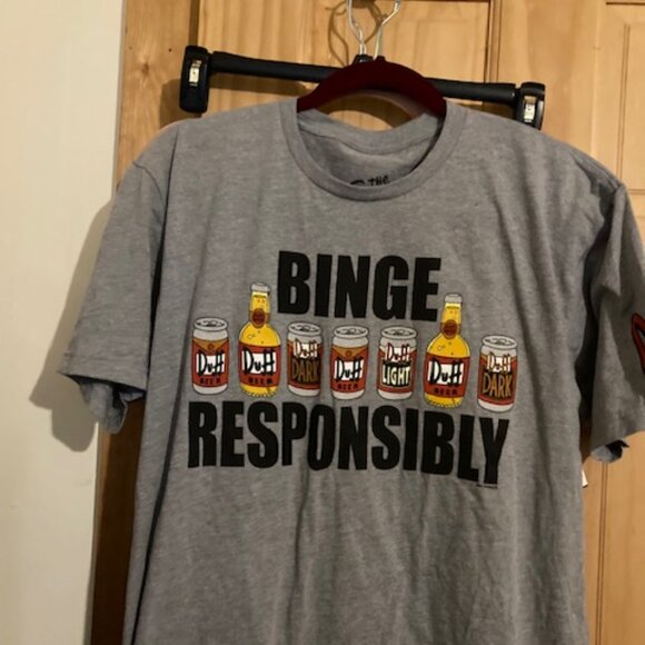 Universal Studios Simpson t-shirt - Picture 2 of 6